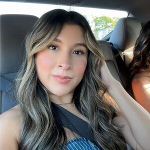 Meet your Posher, Marisa!